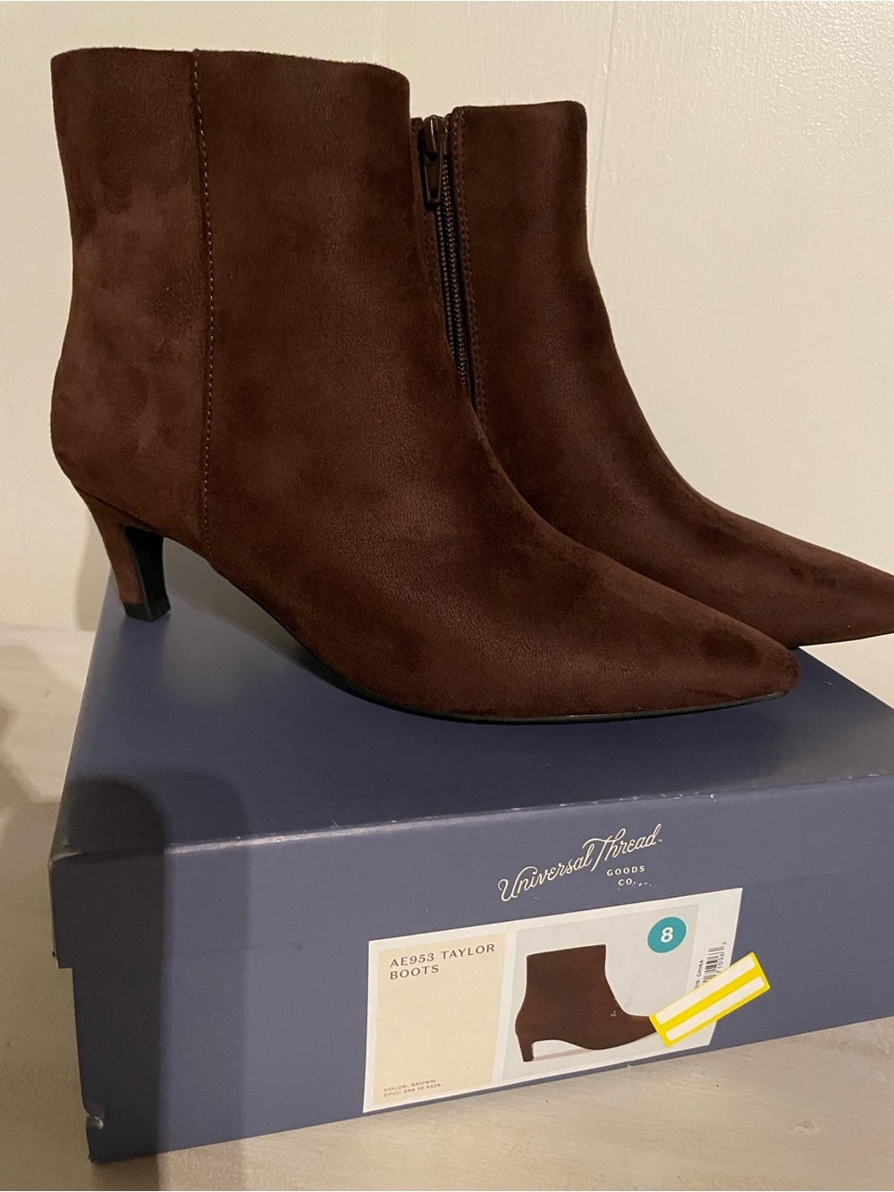 Universal Thread Brown Suede Pointed Toe Ankle Boots, 8, NWT